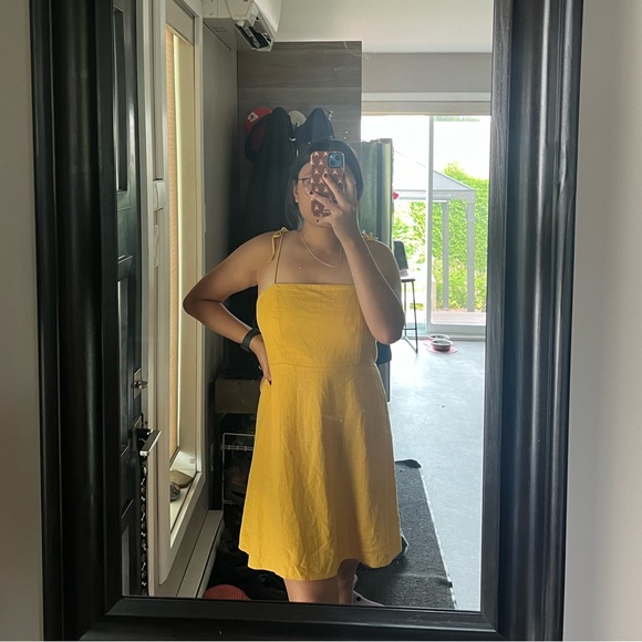 Robe jaune avec poches - Picture 1 of 5